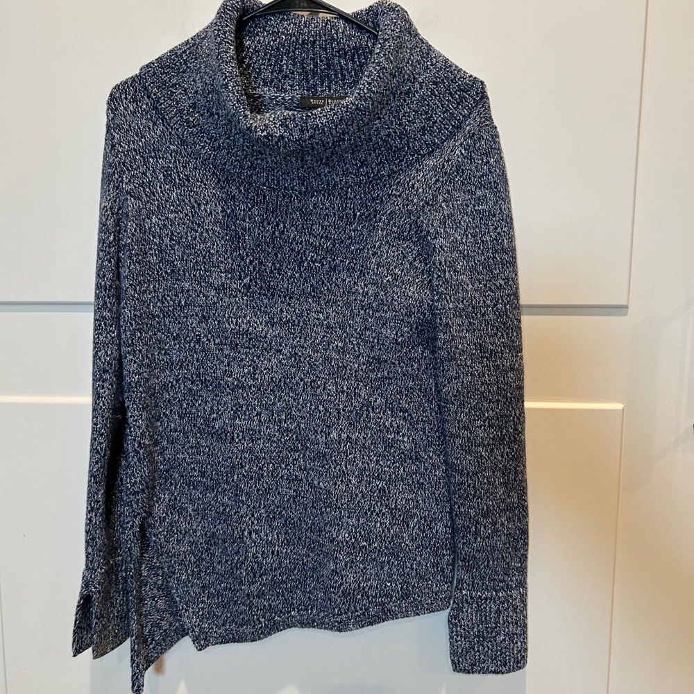 White House Black Market Speckled Cowl Neck Tunic Sweater‎ Size S Assymetric hem